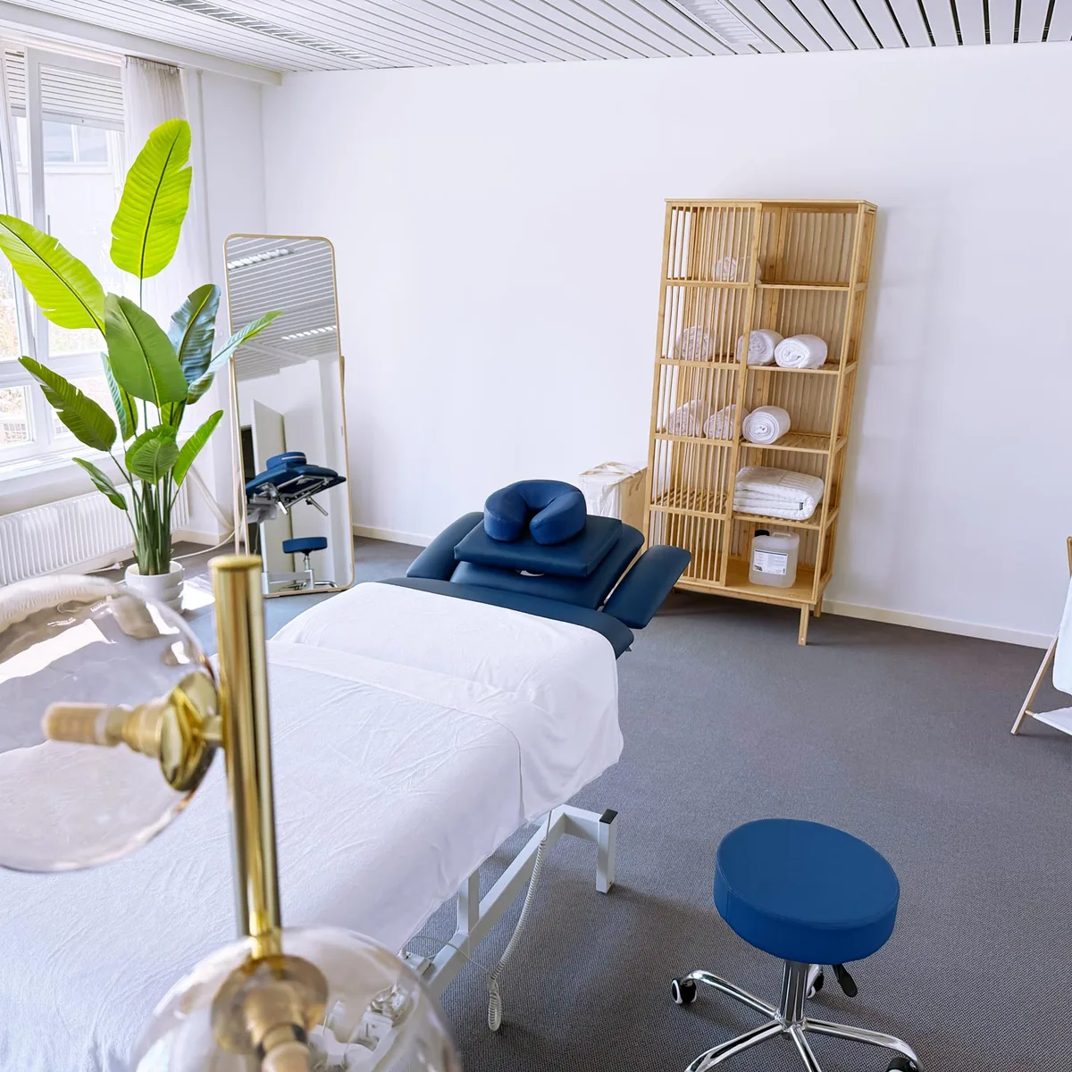 Behandlungsraum im Massage Zentrum Schaan